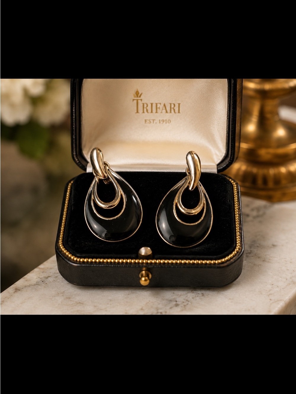 Vintage Trifari signed Black and Gold Loop Drop Earrings